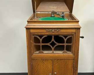 Antique Silvertone Disc Phonograph