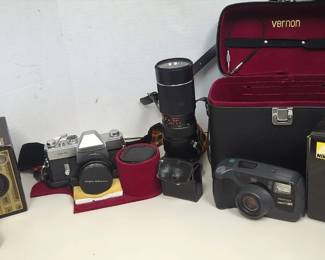 Vintage And Antique Cameras