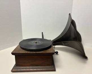 Antique Standard Talking Machine Co. Style X Phonograph And Metal Horn not Attached