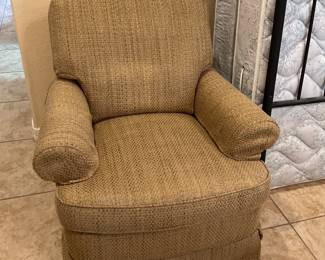 Tan recliner-32x33