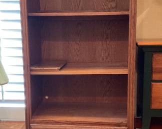 Bookcase-30x18x76
