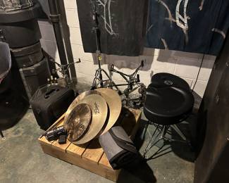 Cymbals/cases/seats