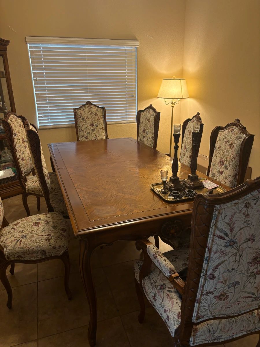 dining table