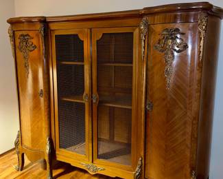 19th Century French Louis XV Style Vitrine Display Cabinet