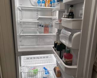 AMANA FRIDGE OPEN