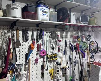 TOOLS AND YARD TOOLS