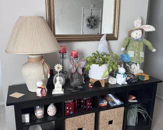 FURNITURE  TV STAND CUBICLE