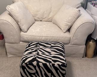 FURNITURE SIDE CHAIR STOOL