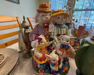 Christopher Radko Dapper Hare Family Portrait Cookie Jar