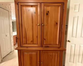 Armoire