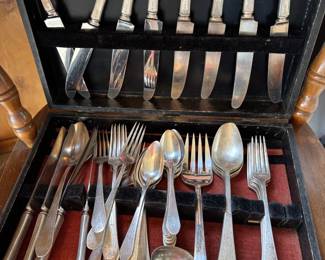 Community Plate Silver Plate Flatware Set