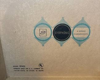 Symphonic Model 1PN02 Record Player
