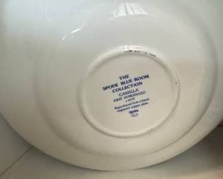 Spode Blue Room Collection 'Camilla' Teacups and Saucers