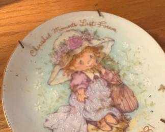 Avon Mother's Day 1981 Decorative Plate