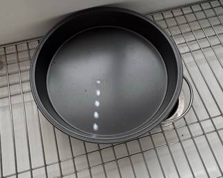 Round Cake Pan