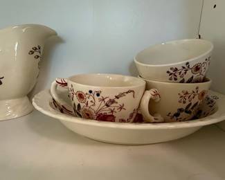 Vernon Kilns "Chintz" Pattern Dinnerware Set