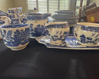 Scenery China England Blue Willow Pattern Dinnerware Set