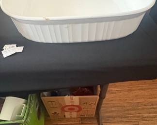 CorningWare French White 2.5 Quart Oval Casserole Dish