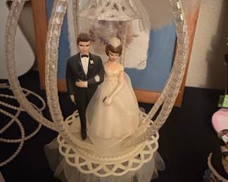 Vintage Wilton Wedding Cake Topper with Bell and Arch