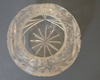 Crystal Clear Industries "Pinwheel" Cut Crystal Rose Bowl