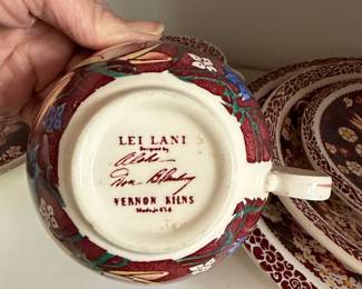 Vernon Kilns Lei Lani "Aloha" Pattern Dinnerware Set