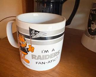 Garfield "I'm a Raiders Fan-atic!" Mug