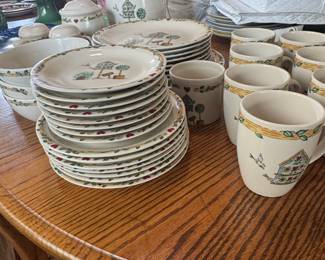 Thomson Pottery Birdhouse Dinnerware Set