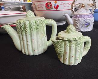 Vintage Fitz & Floyd Asparagus Pitcher and Creamer Set