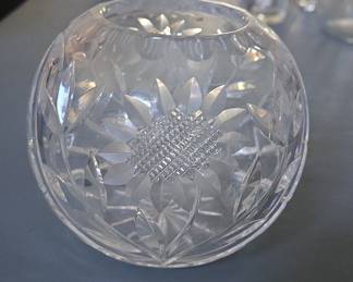 Crystal Clear Industries "Pinwheel" Cut Crystal Rose Bowl