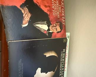 Robert Goulet - This Christmas I Spend With You & I Remember You Vinyl Records