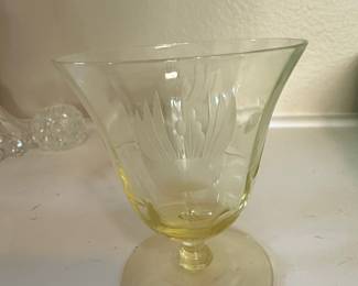 Hazel Atlas Florentine Yellow Footed Tumbler