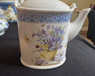 Victoria's Garden Teapot with Blue Violets and Gold Trim