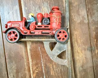 Hubley Cast Iron Fire Pumper Truck