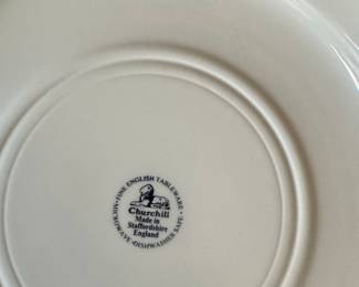 Churchill "Willow" Pattern Dinner Plates