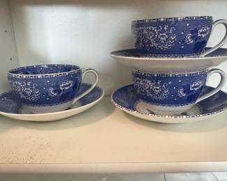 Spode Blue Room Collection 'Camilla' Teacups and Saucers