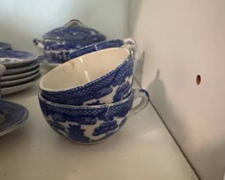Vintage Blue Willow Japan Child's Tea Set