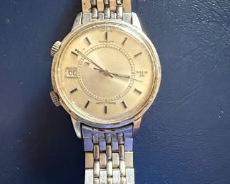Jaeger-LeCoultre Memovox Automatic Watch