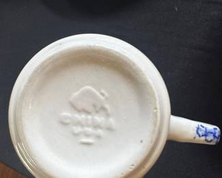 Churchill England Blue Willow Ceramic Cups