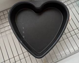 Heart-Shaped Cake Pan