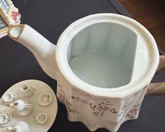 Andrea By Sadek Ceramic Teapot with Miniature Tea Set