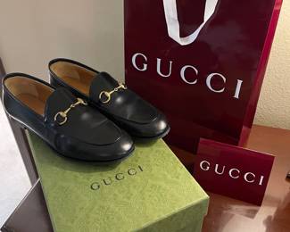 Gucci Jordaan Women's Black Leather Loafers