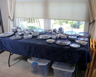 Blue Willow & Myott China