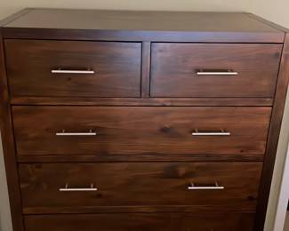 Traidwinds Tall Dresser Set