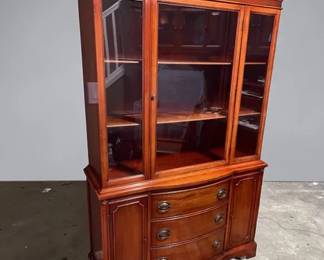 Refined Antique ColonialStyle Hutch