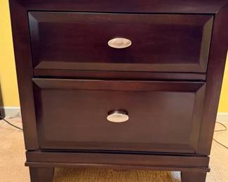 2 Drawer Solid Wood Nightstand DkWalnut