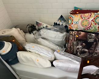 Pillows and linen