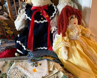More handcrafted dolls, linen