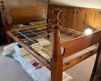 SHE'S BEAUTIFUL!! 4 POSTER ROPE BED WITH TRUMPET TURNED POSTS CIRCA 1830
