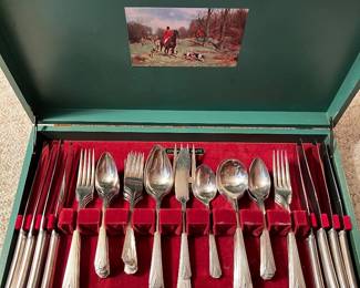 Community Deauville flatware set