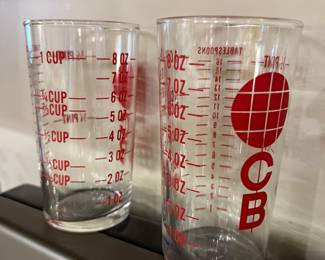 VINTAGE MEASURING CUPS